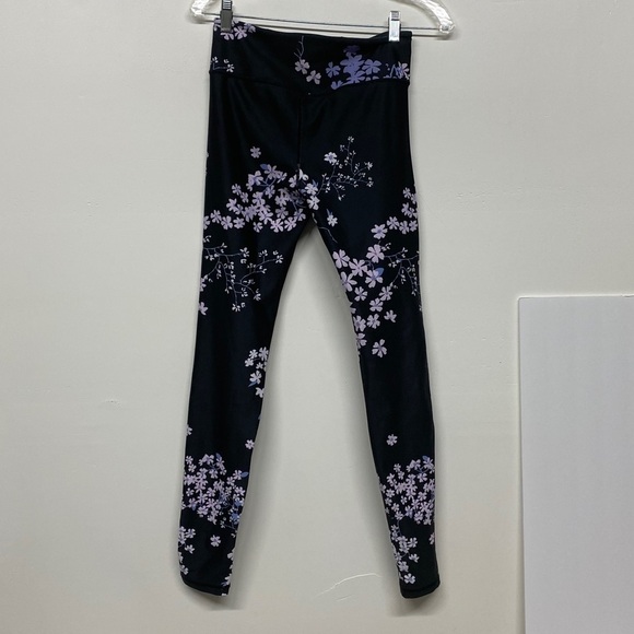 All Fenix Leggings - Picture 1 of 5